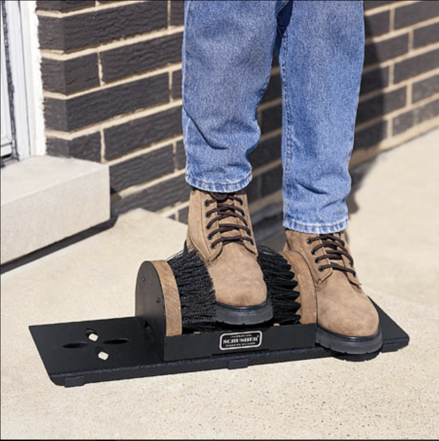 Moveable boot bush for front porch